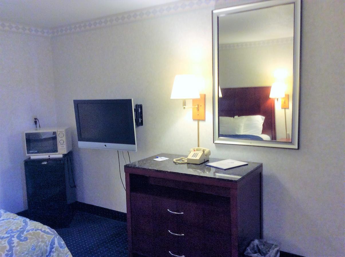 Americas Best Value Inn Of Decatur Exteriér fotografie