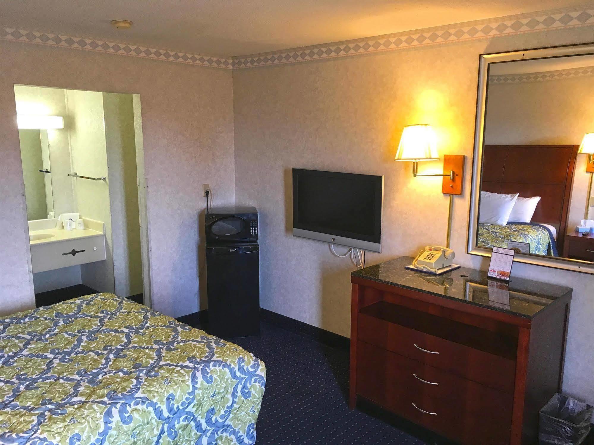 Americas Best Value Inn Of Decatur Exteriér fotografie