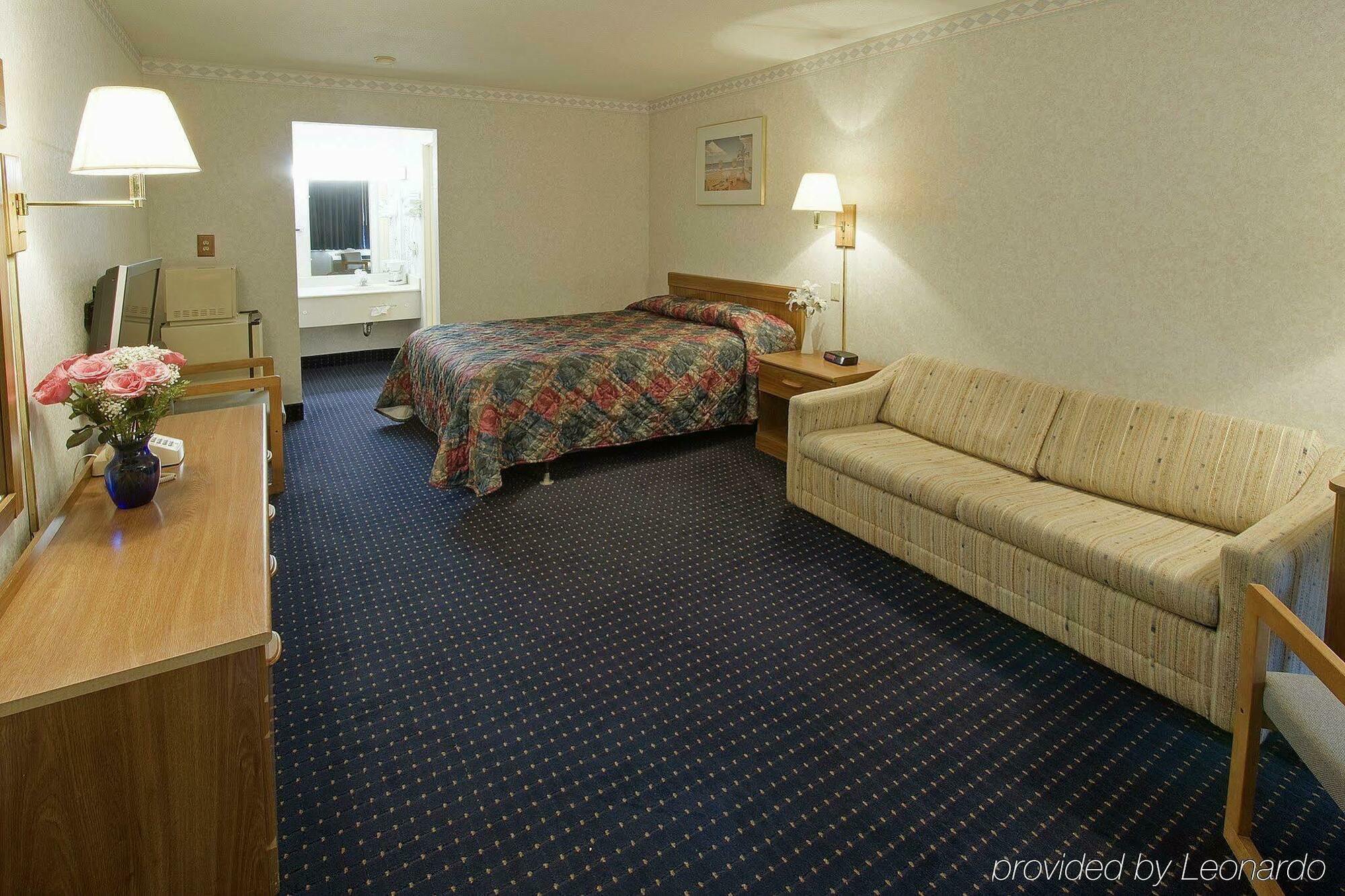Americas Best Value Inn Of Decatur Pokoj fotografie